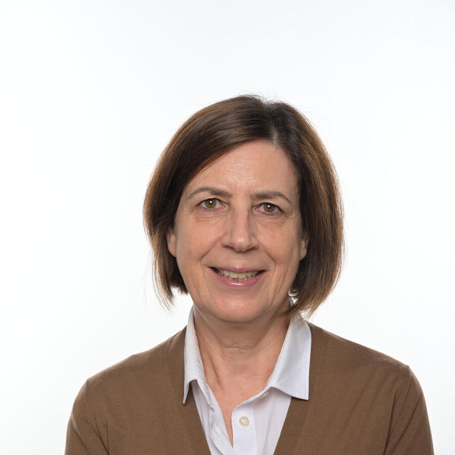 Prof. Paola Cescutti